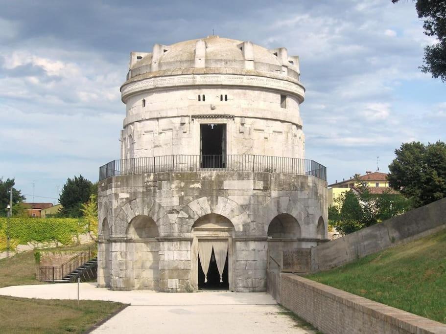 A Casa Di Pepa - Accogliente Come Casa Tua! Ravenna Eksteriør billede